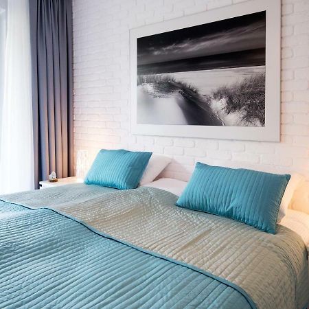 Lato Apartament Solna 11C Z Garazem 코워브제크 외부 사진