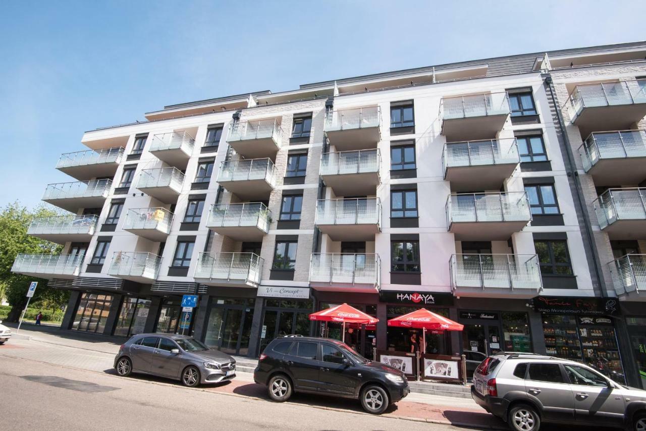Lato Apartament Solna 11C Z Garazem 코워브제크 외부 사진